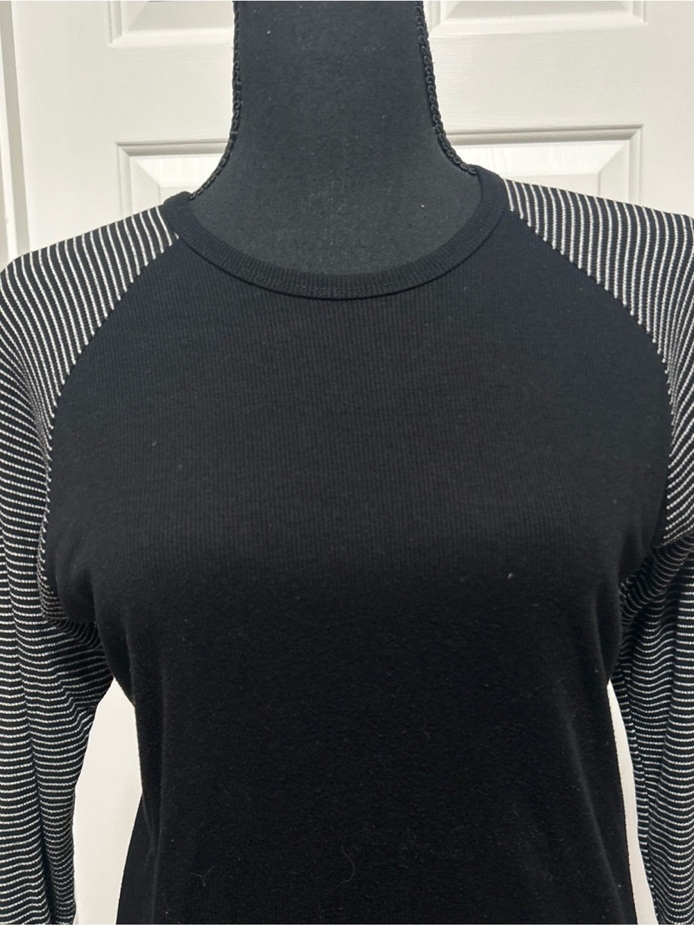 LulaRoe Randy Small Ribbed White & Black - Picture 2 of 6